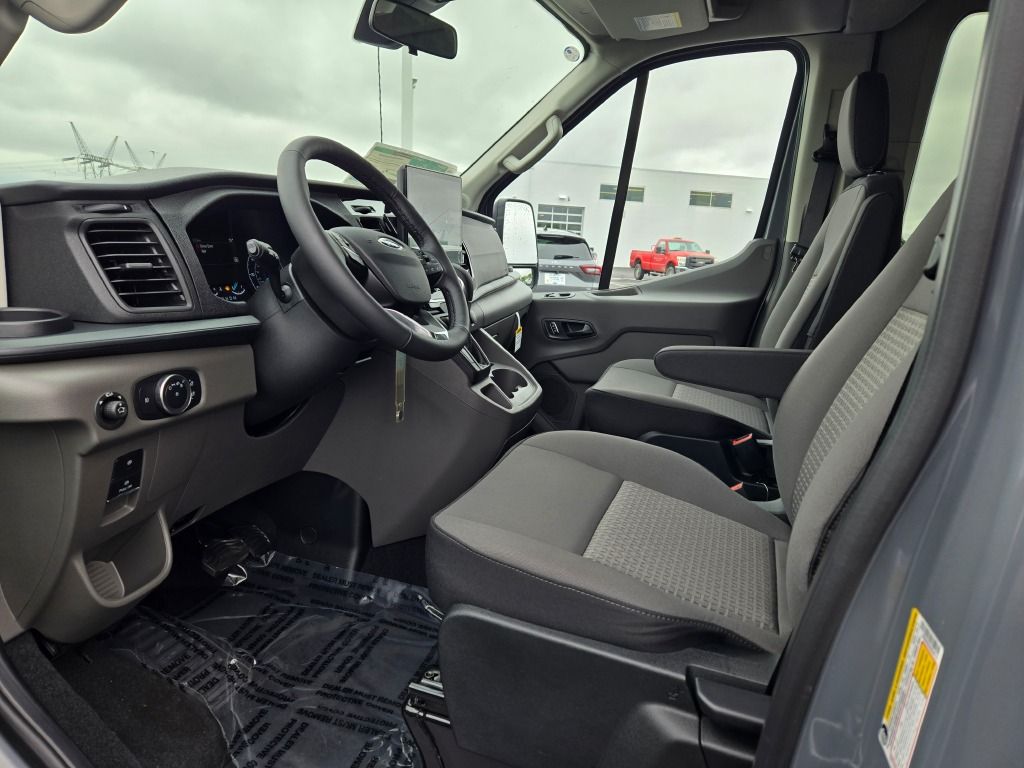 2025 Ford Transit Passenger XLT photo 11