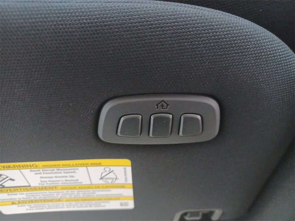 2025 Ford F-150 Lariat photo 41