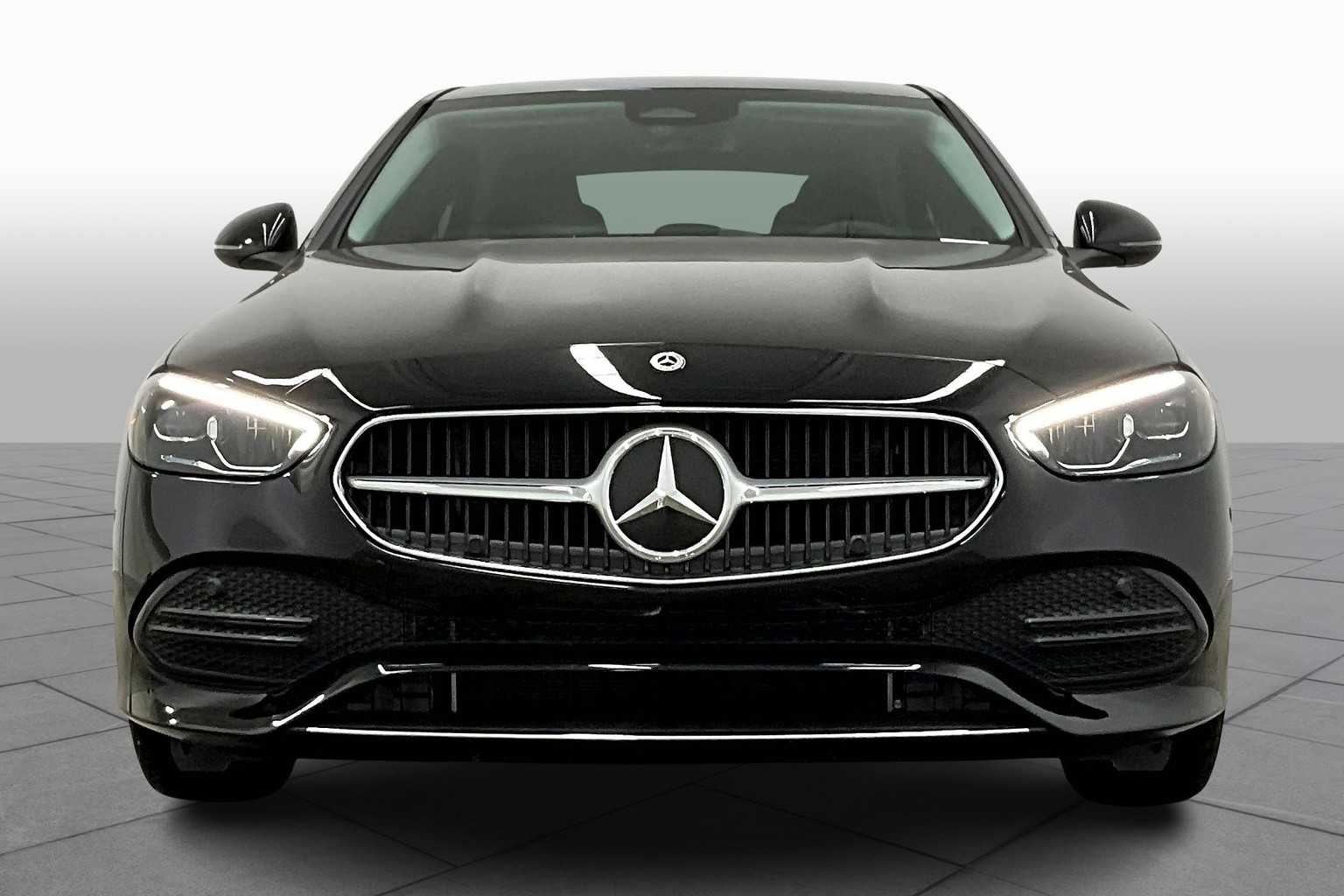 2025 Mercedes Benz C 300 4MATIC Sedan photo 3