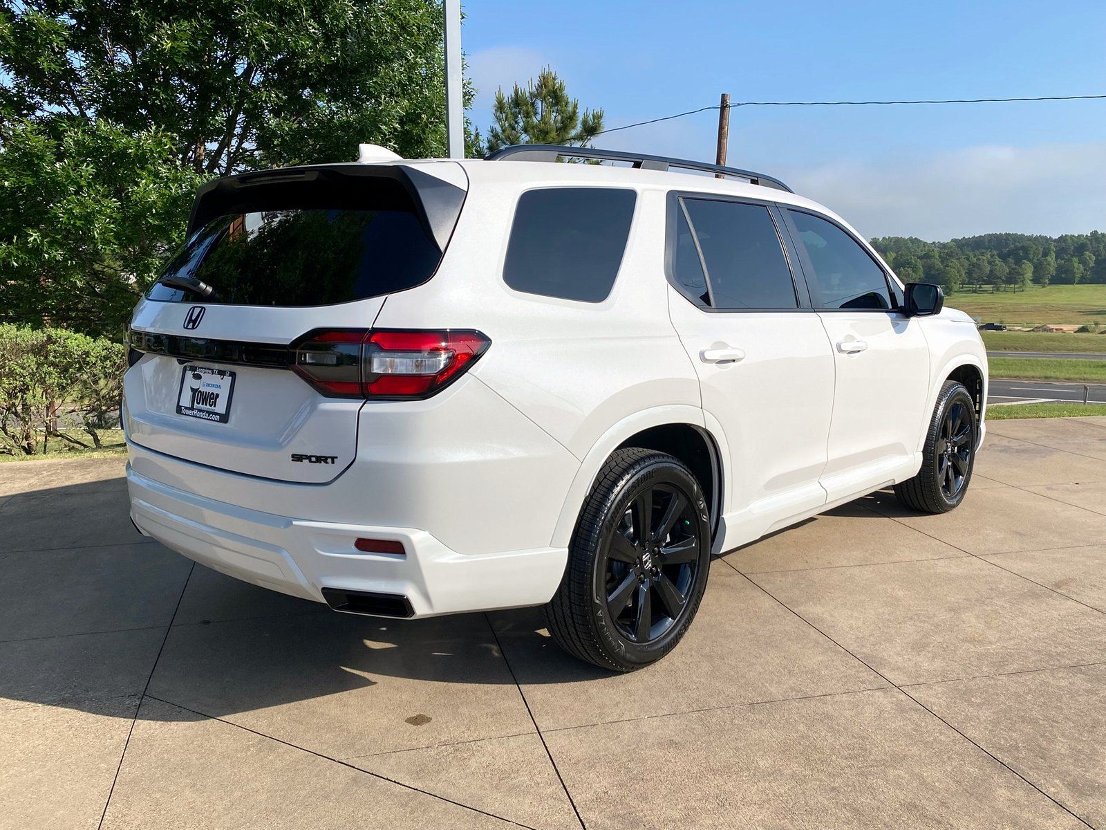 2025 Honda Pilot Sport photo 5