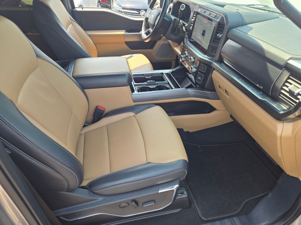 2023 Ford F-250 Lariat photo 4