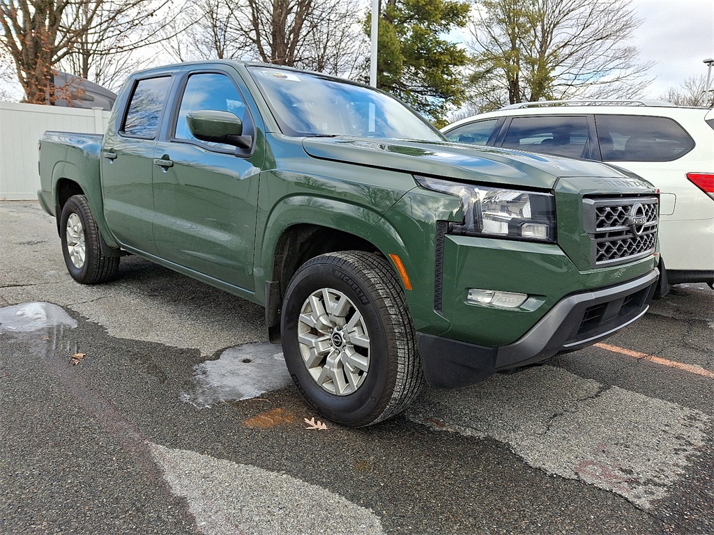 2023 Nissan Frontier SV's photo