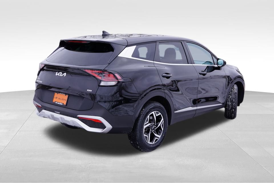 2023 Kia Sportage LX photo 2