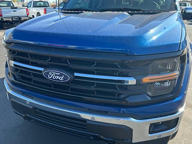 2025 Ford F-150 XLT photo 14