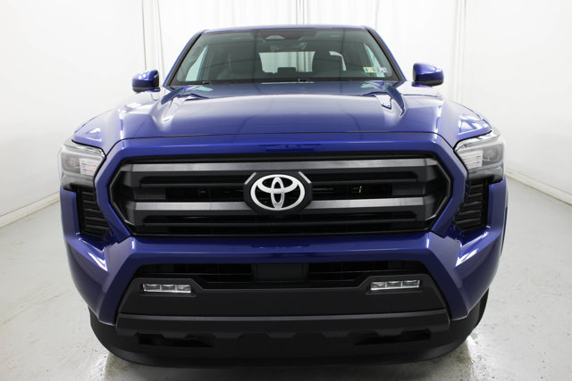 2024 Toyota Tacoma TRD 4x4 photo 3