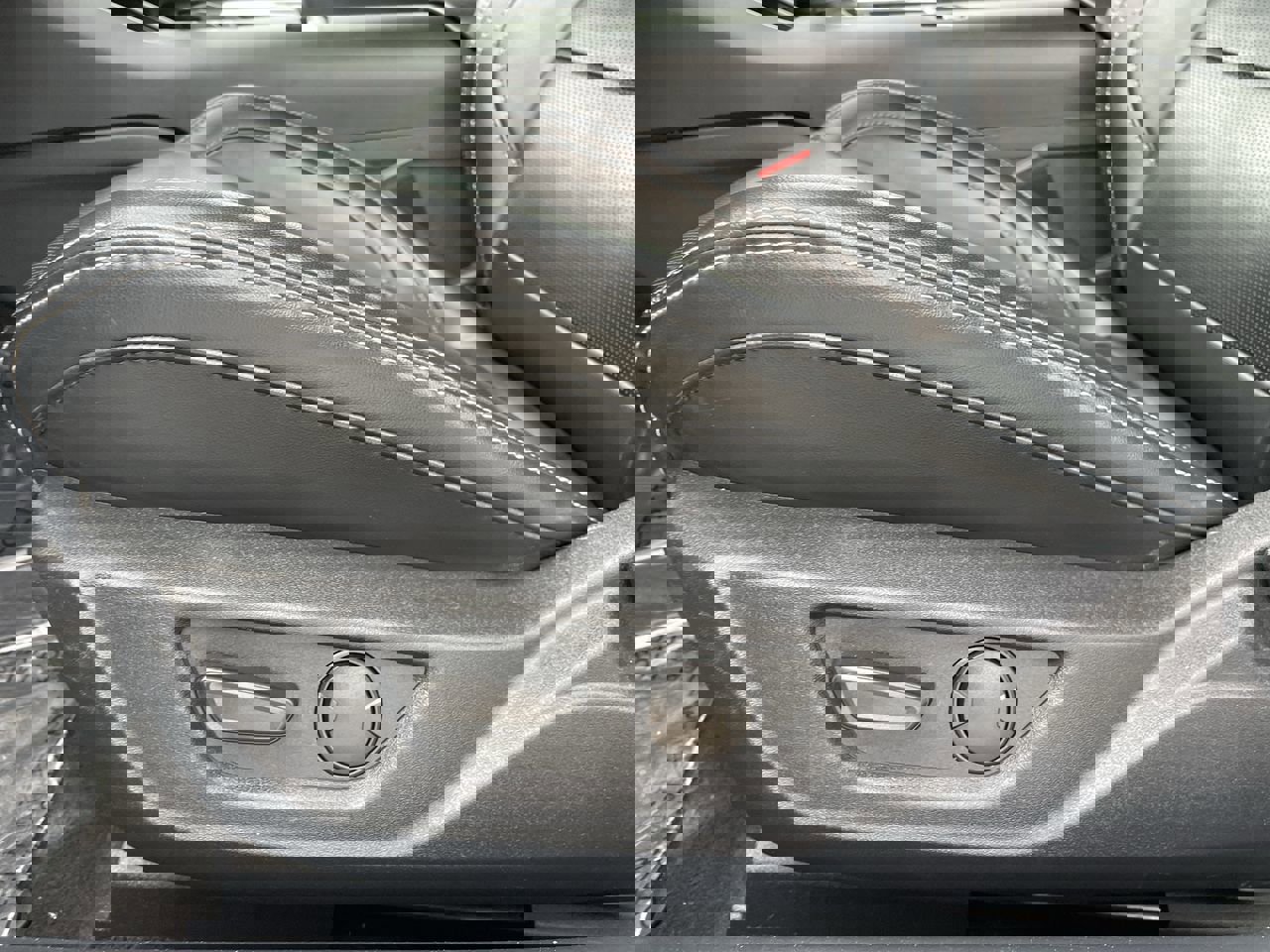 2024 Ford Mustang EcoBoost Premium photo 15