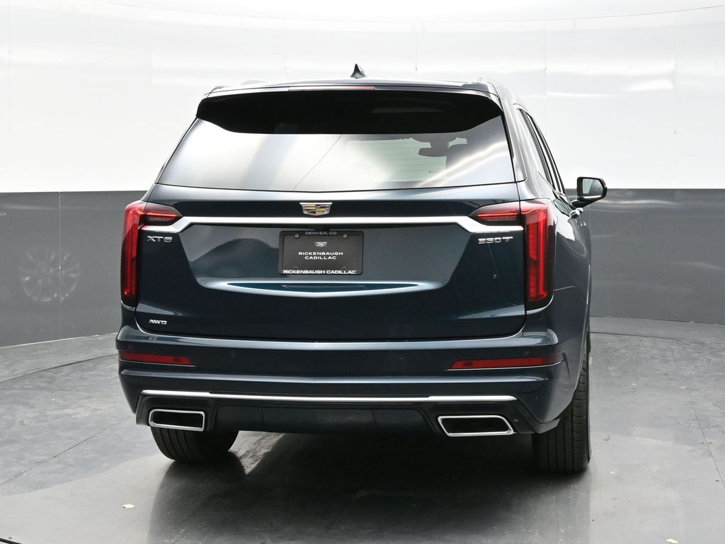 2025 Cadillac XT4 Luxury photo 6