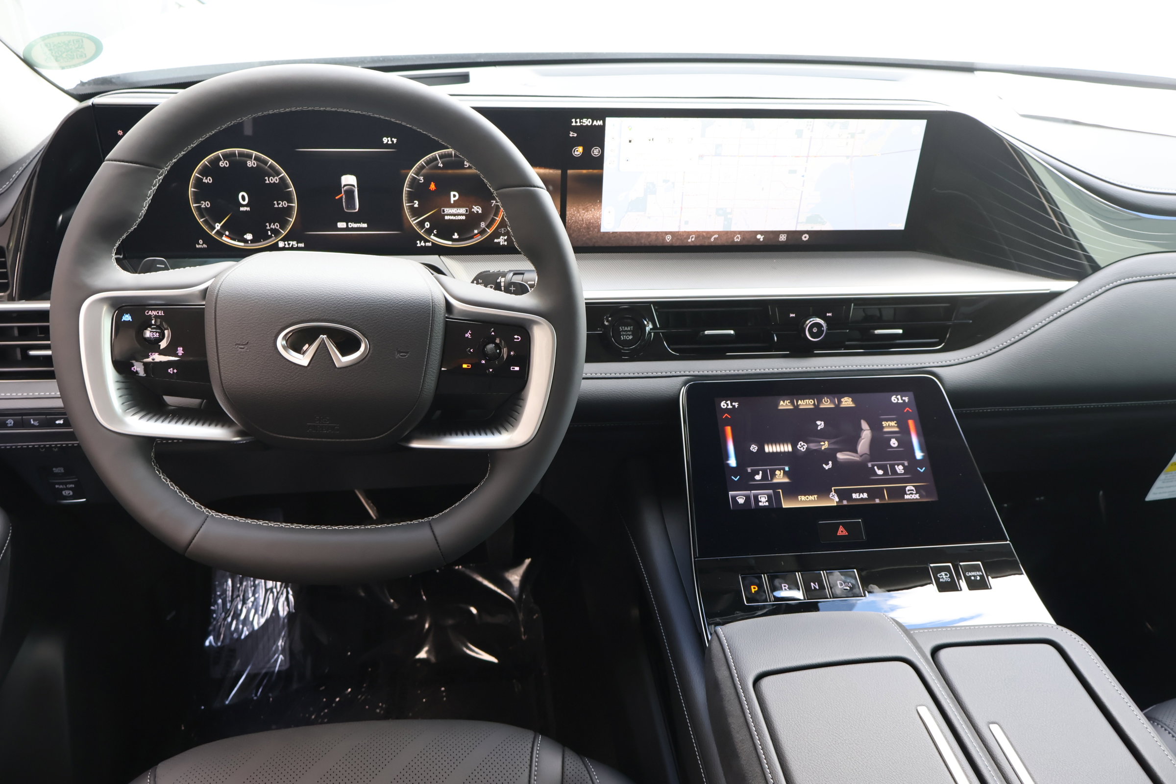 2026 Infiniti QX80 Luxe photo 15