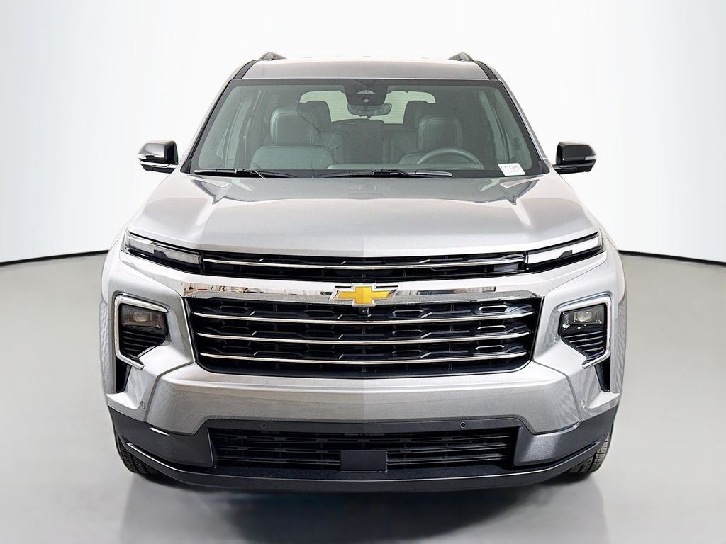 2026 Chevrolet Traverse 1LT photo 2