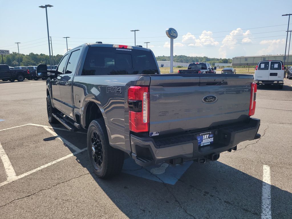 2024 Ford F-350 Lariat photo 5