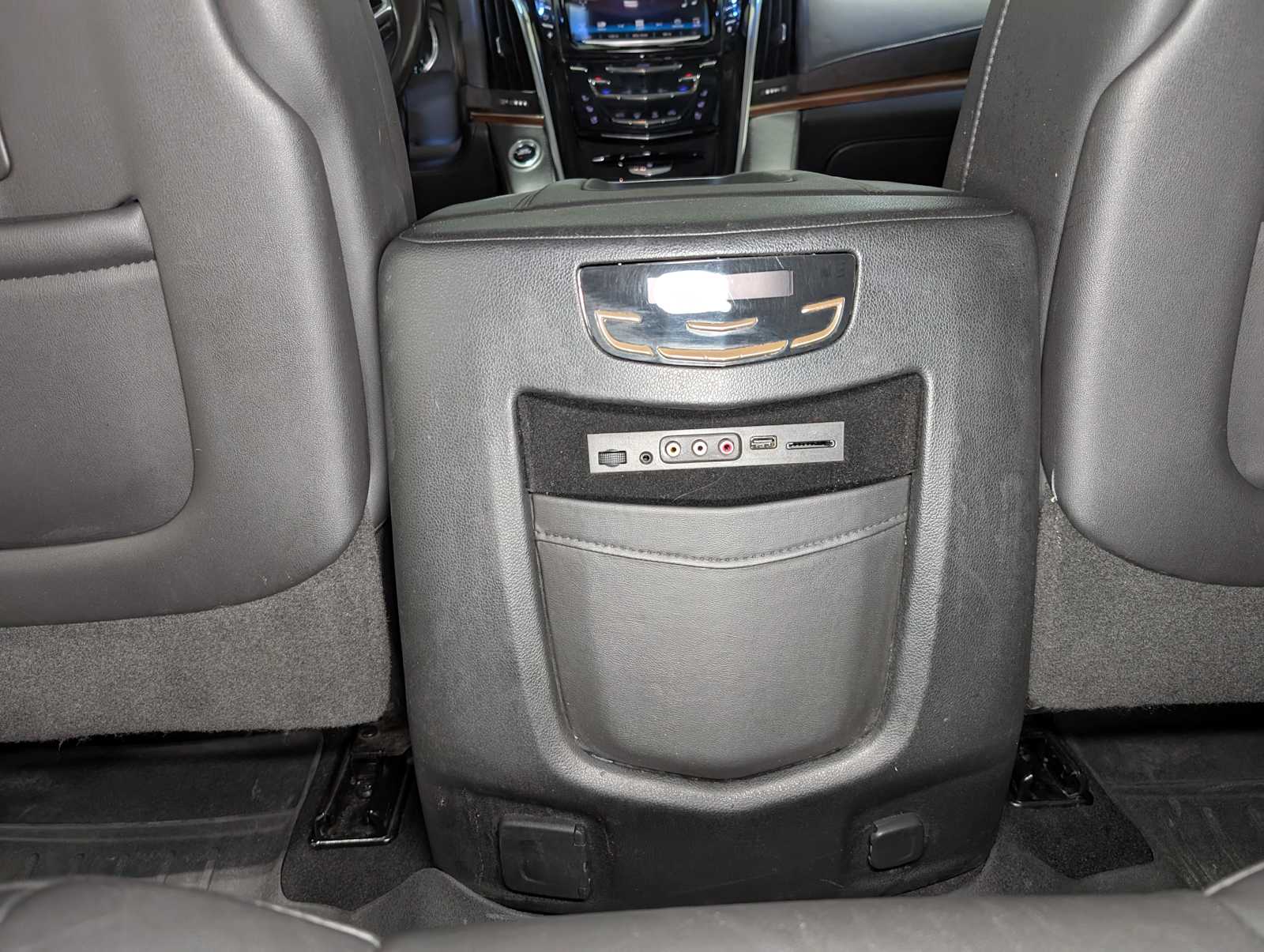 2016 Cadillac Escalade ESV Premium photo 21