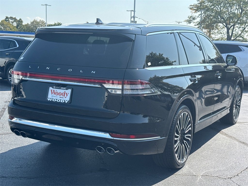 2022 Lincoln Aviator Black Label photo 4