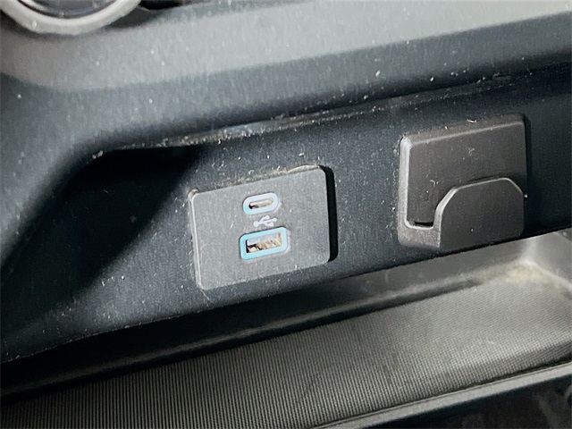 2023 Ford F-150 XLT photo 19