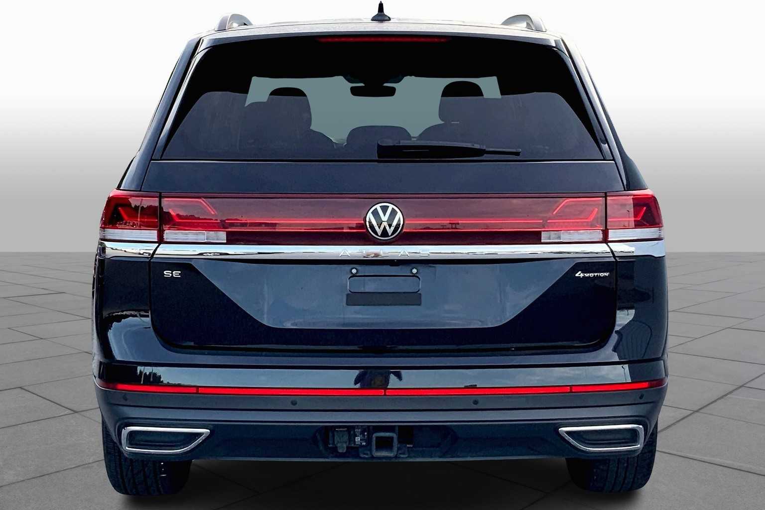 2024 Volkswagen Atlas SE Technology photo 4