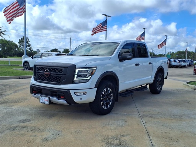 2023 Nissan Titan PRO-4X photo 21