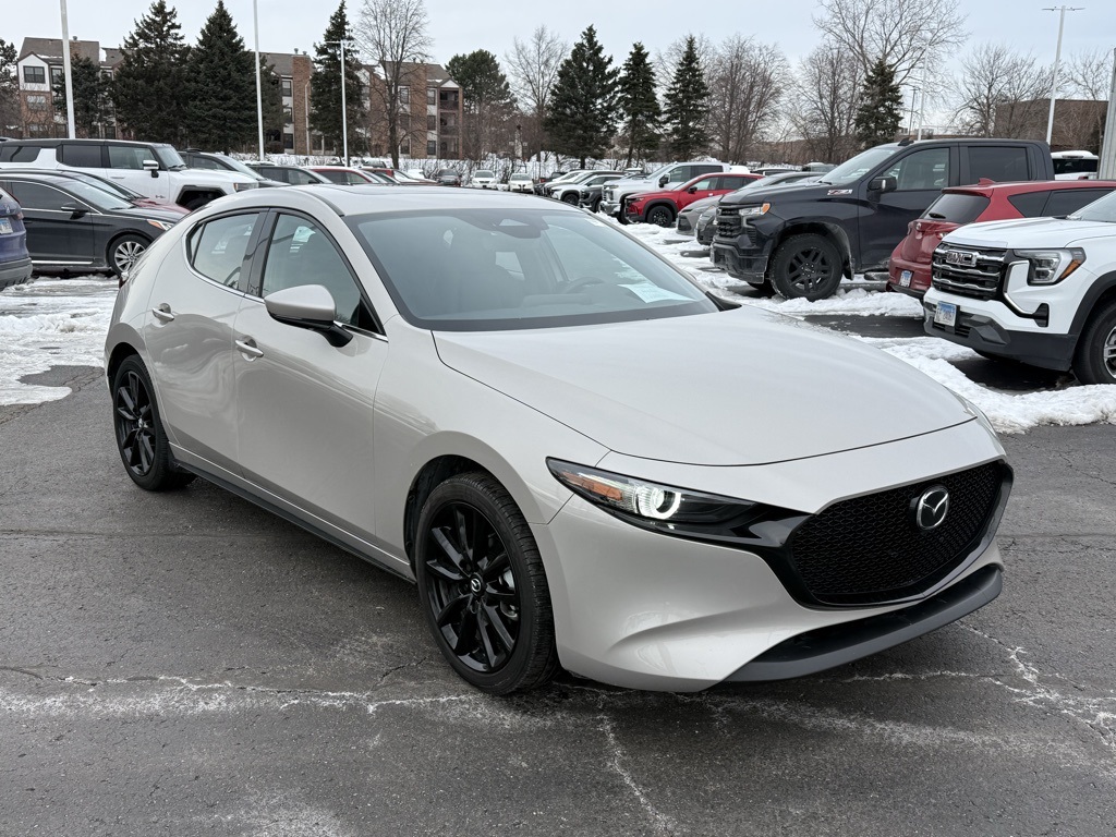 2025 Mazda Mazda3 Premium's photo