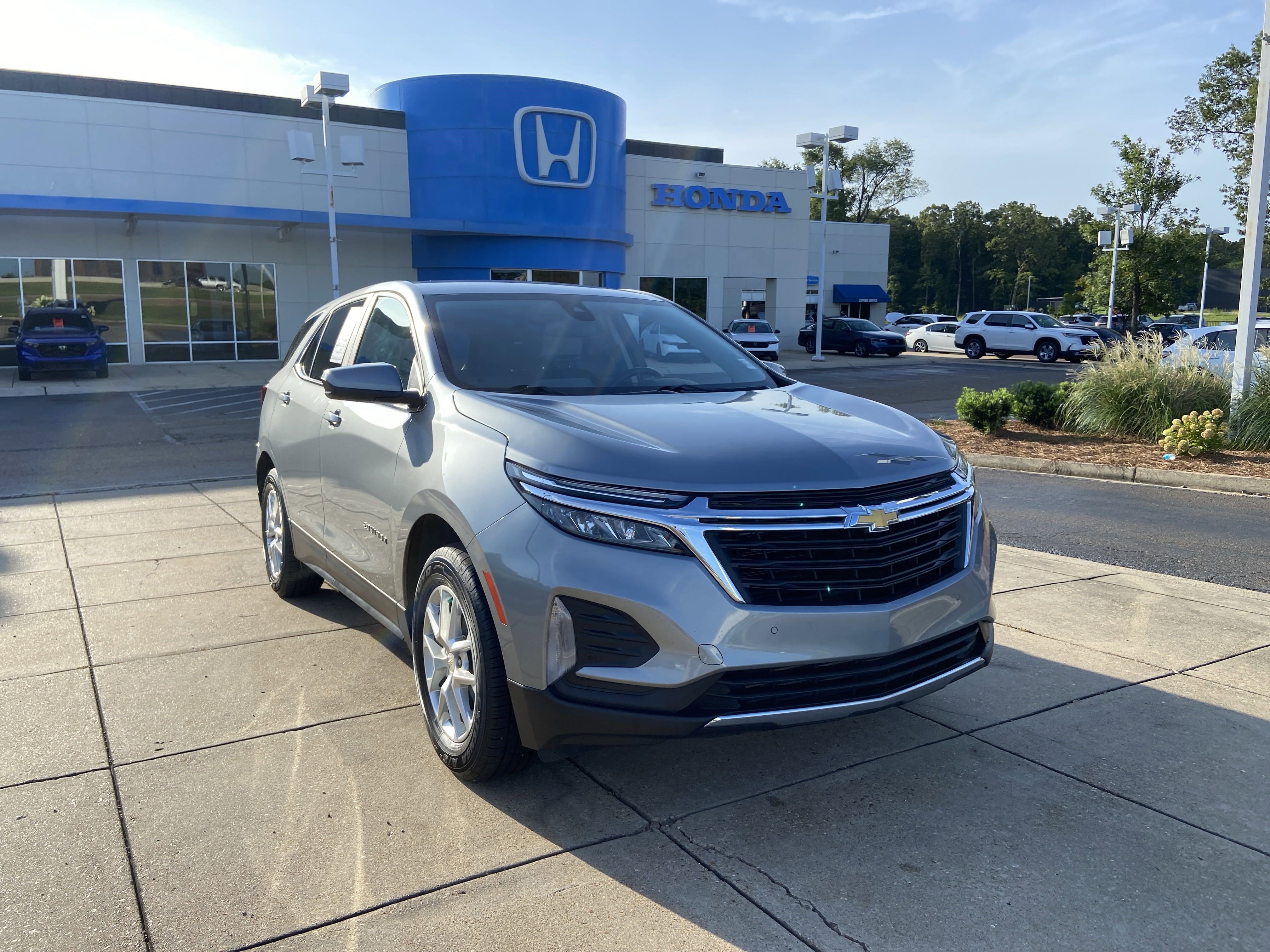 Used 2023 Chevrolet Equinox LT with VIN 3GNAXTEG8PS198554 for sale in Ridgeland, MS