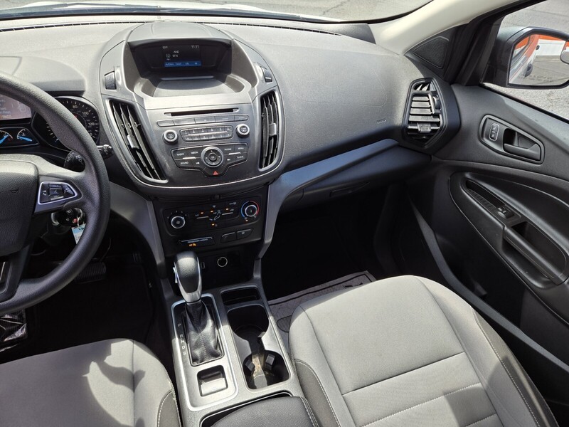 2018 Ford Escape S photo 10