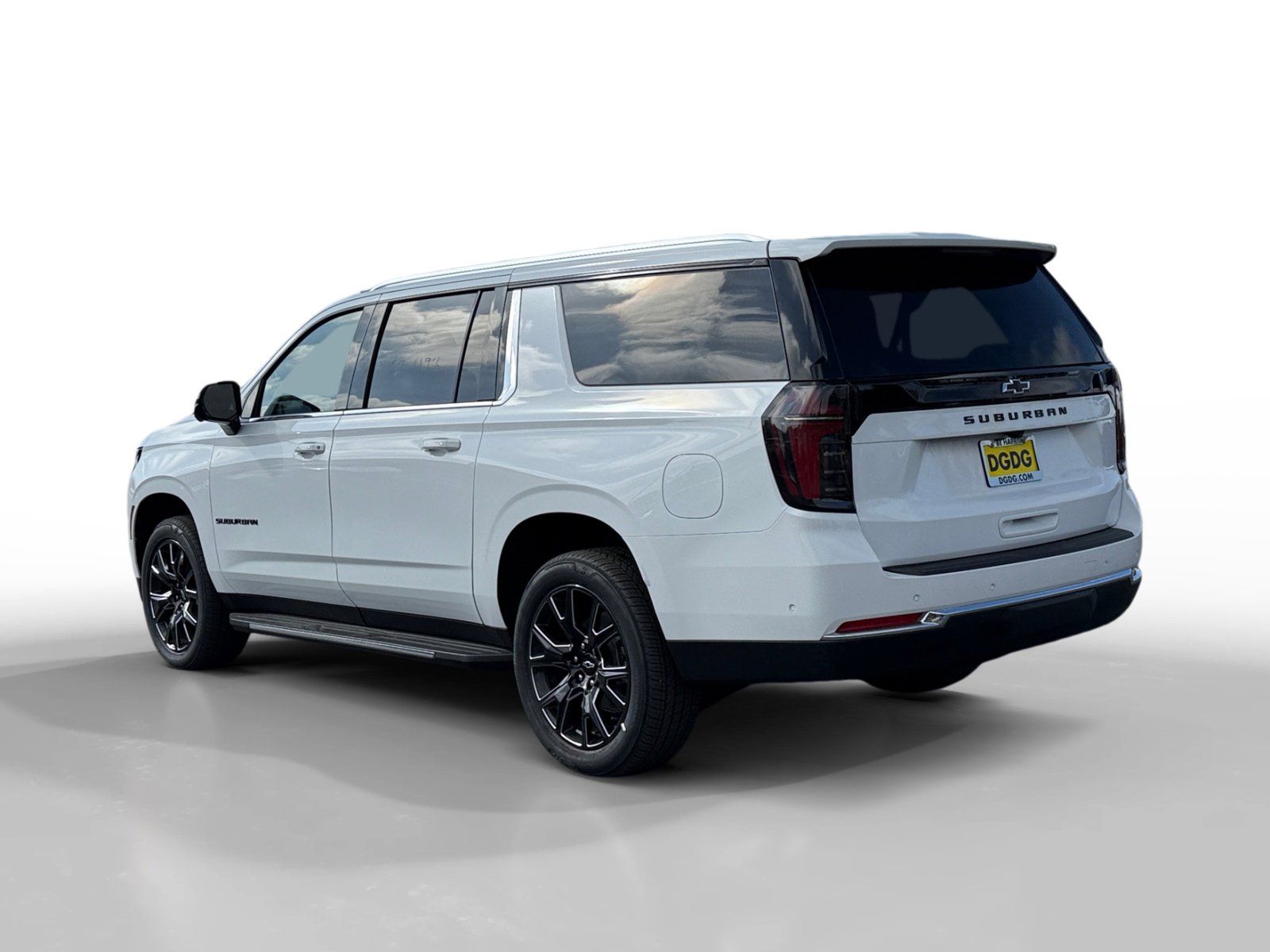 2025 Chevrolet Suburban LS photo 2