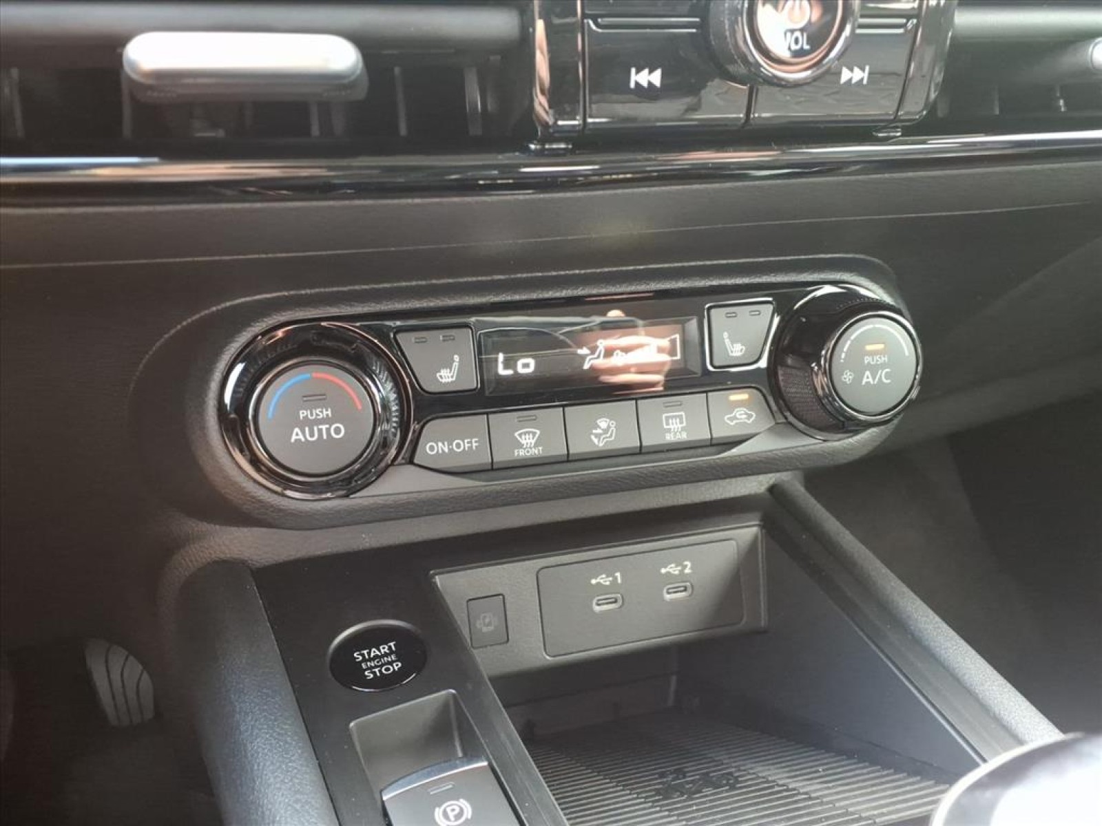 2026 Nissan Kicks SV White at Robbins Nissan