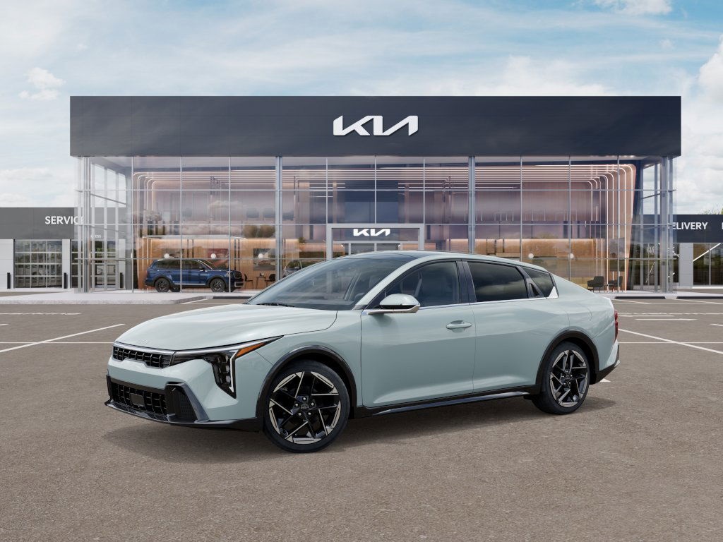 2025 Kia K4 GT-Line photo 5