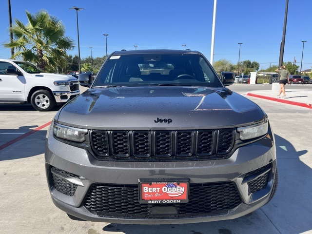 2025 Jeep Grand Cherokee Altitude X photo 2
