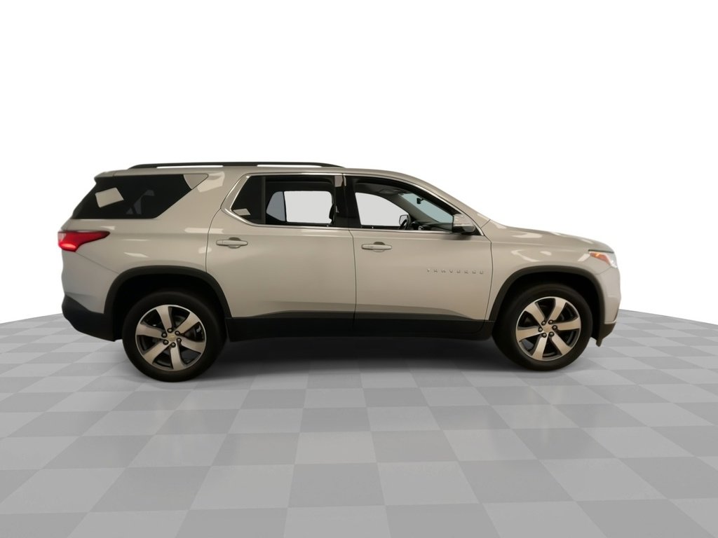 2020 Chevrolet Traverse Leather photo 2