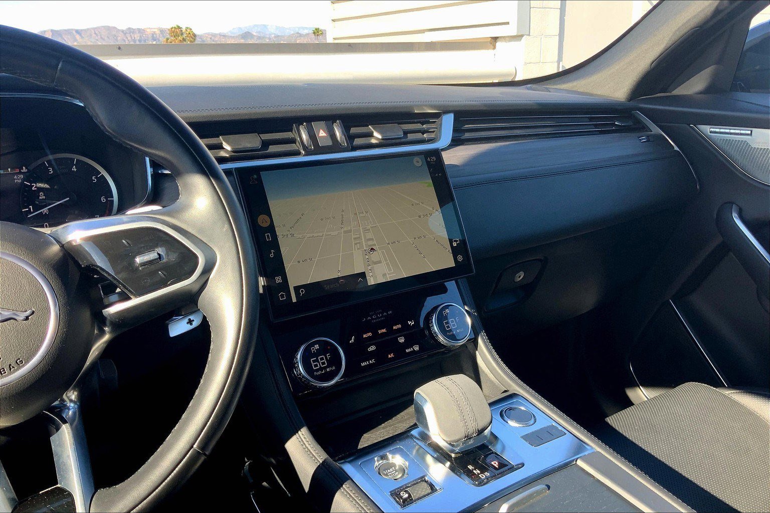 2022 Jaguar F-PACE P250 S photo 5