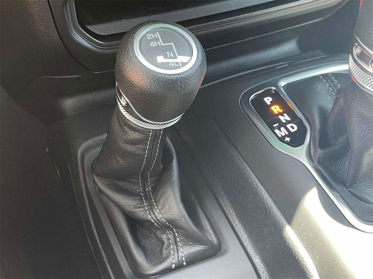 2025 Jeep Wrangler Sport S photo 18