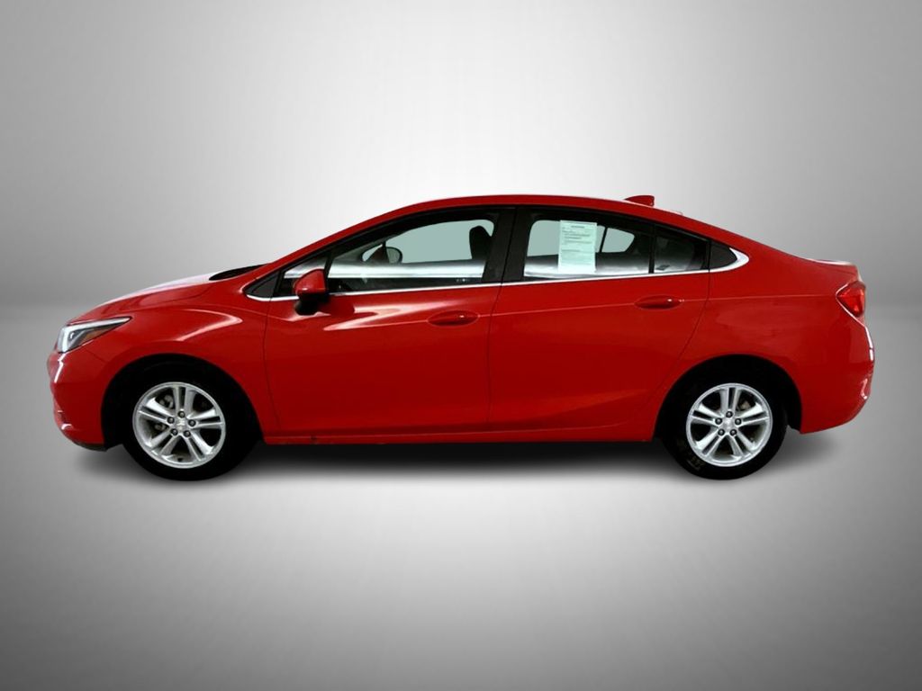 2016 Chevrolet Cruze LT photo 8