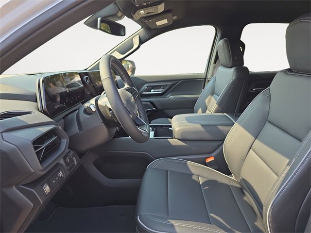 2026 Chevrolet Silverado EV LT photo 9