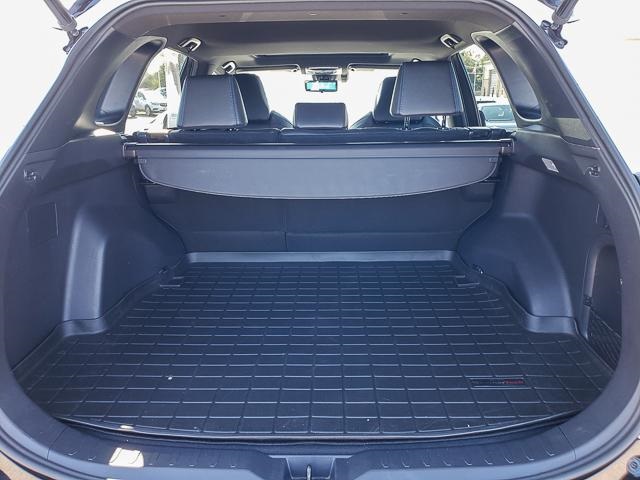 2019 Toyota RAV4 Hybrid XSE photo 24