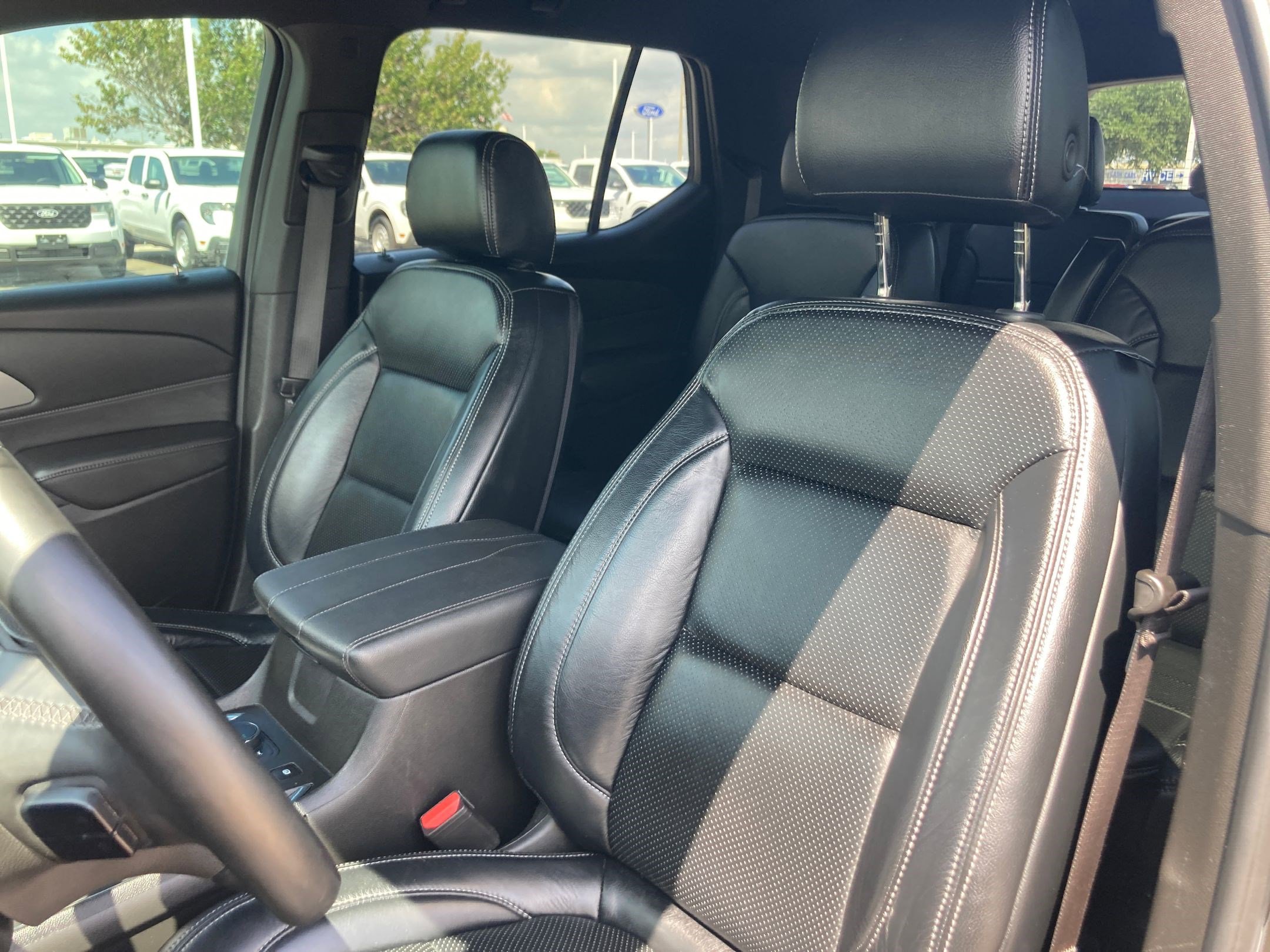2023 Chevrolet Traverse Cloth photo 19