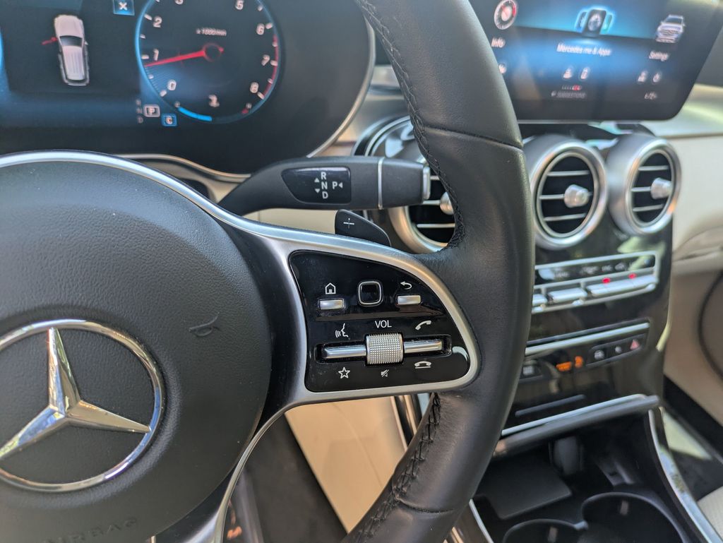 2022 Mercedes Benz GLC 300 photo 15