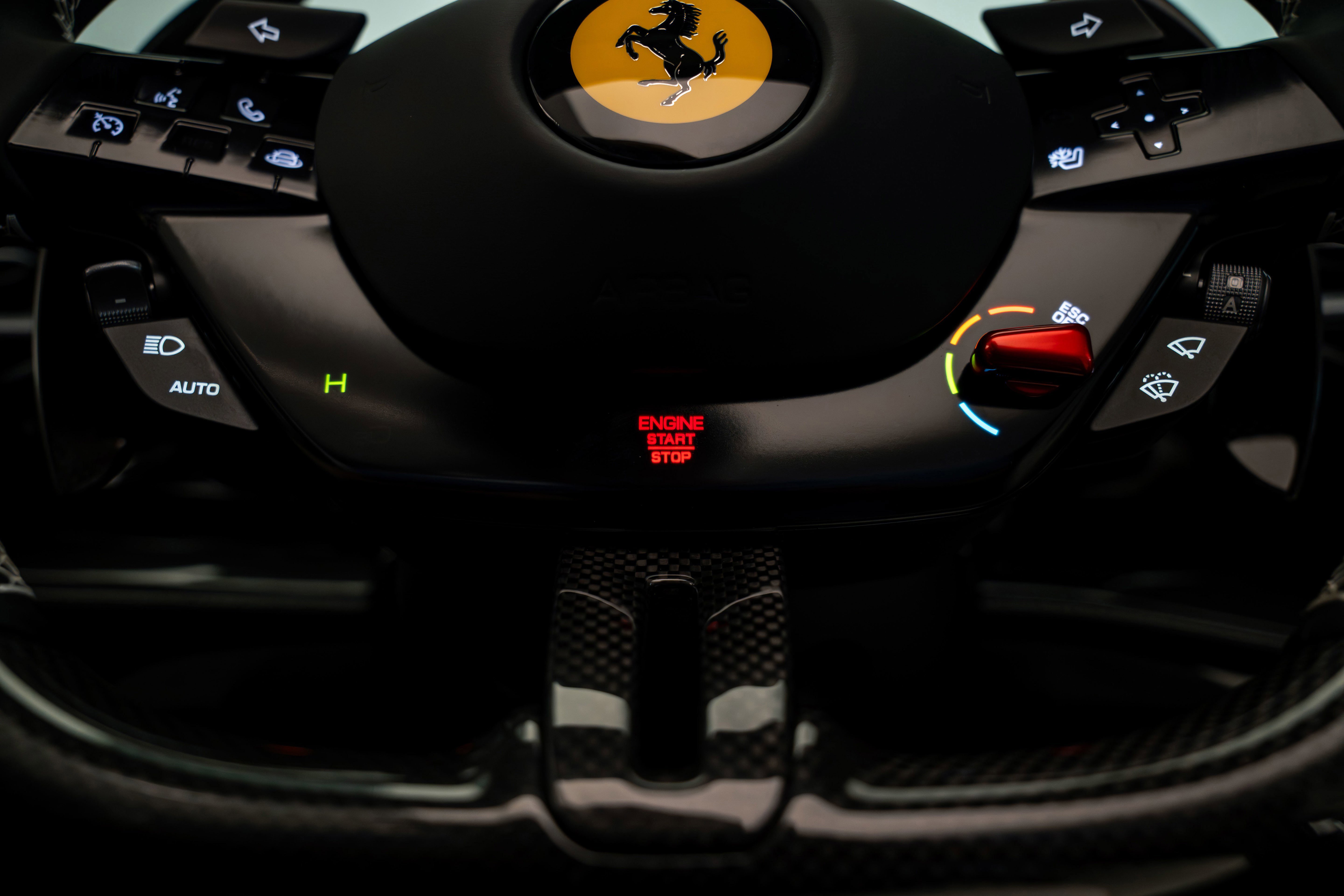 2025 Ferrari SF90 Spider photo 20