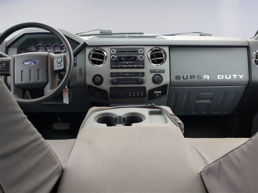 2016 Ford F-250 XLT photo 11