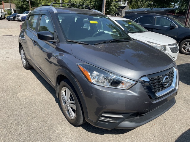 2019 Nissan Kicks S photo 9
