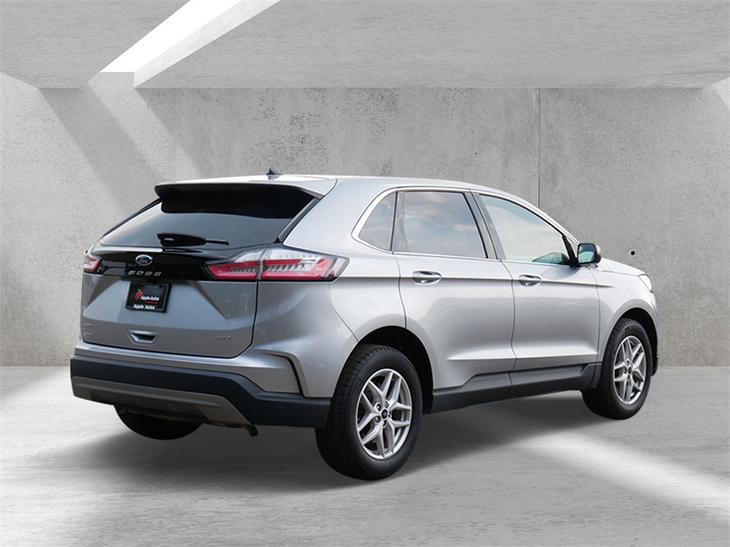 2023 Ford Edge SEL photo 3