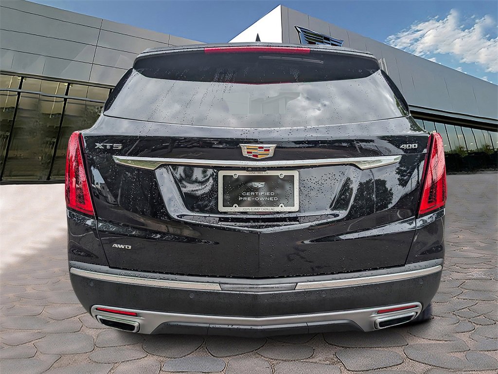 2022 Cadillac XT5 Platinum Premium Luxury photo 3