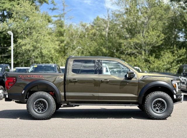 2025 Ford F-150 Raptor photo 3