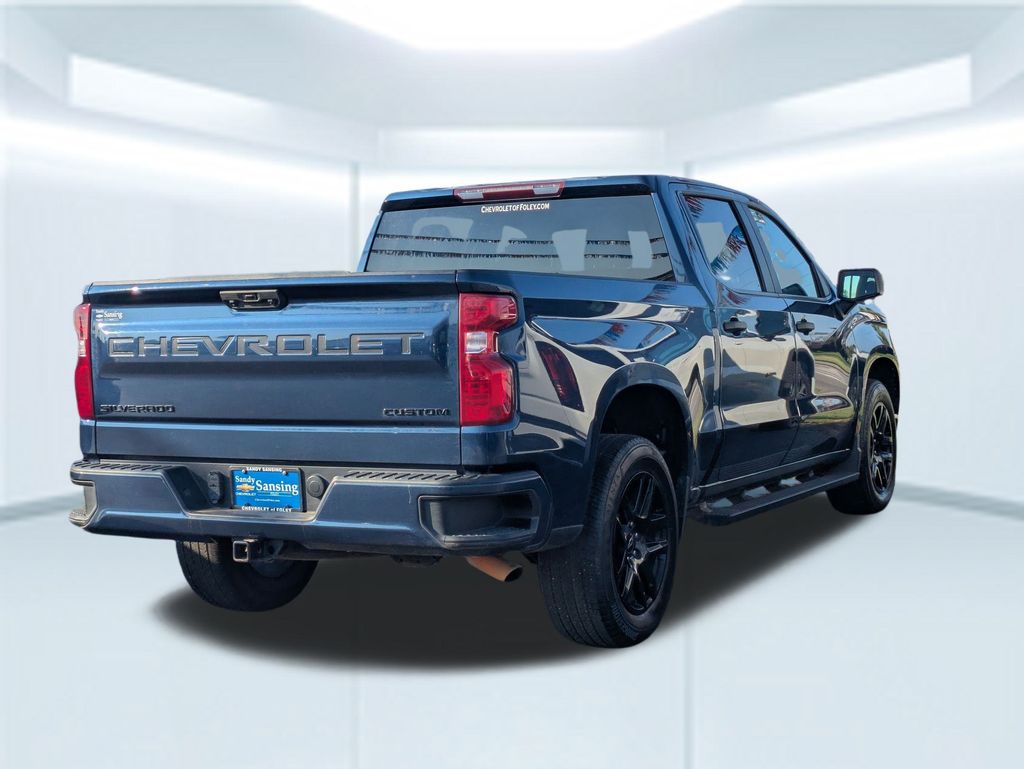 2023 Chevrolet Silverado 1500 Custom photo 4