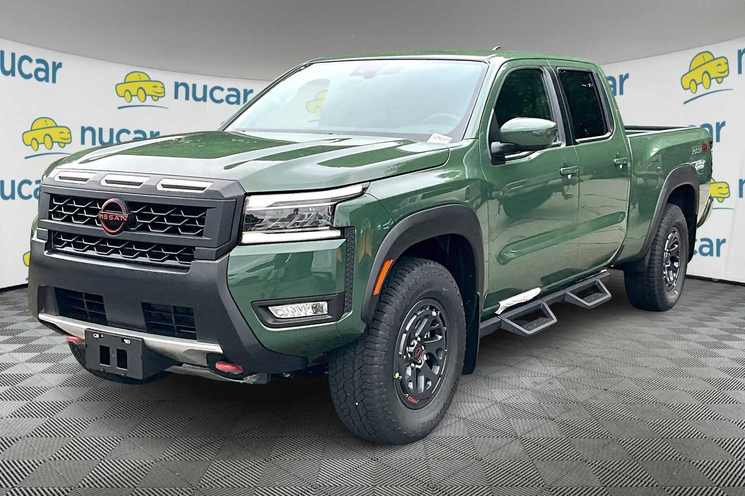 2025 Nissan Frontier Crew Cab PRO-4X photo 3