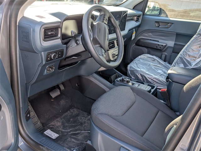 2025 Ford Maverick XL photo 3