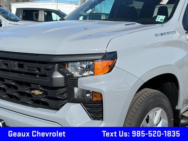 2025 Chevrolet Silverado 1500 Custom photo 2