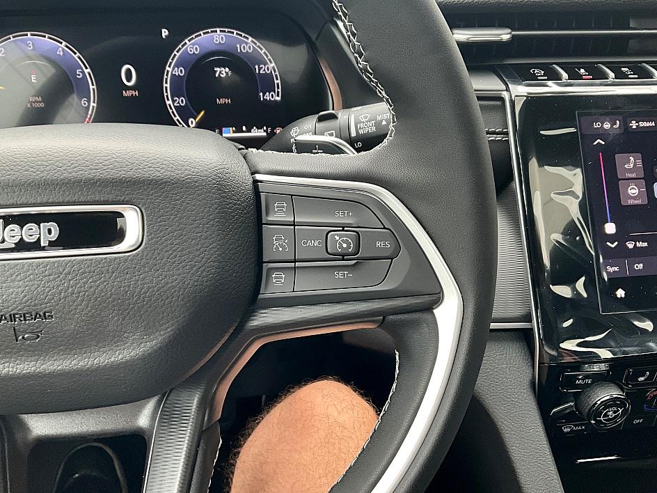 2025 Jeep Grand Cherokee Altitude X photo 22