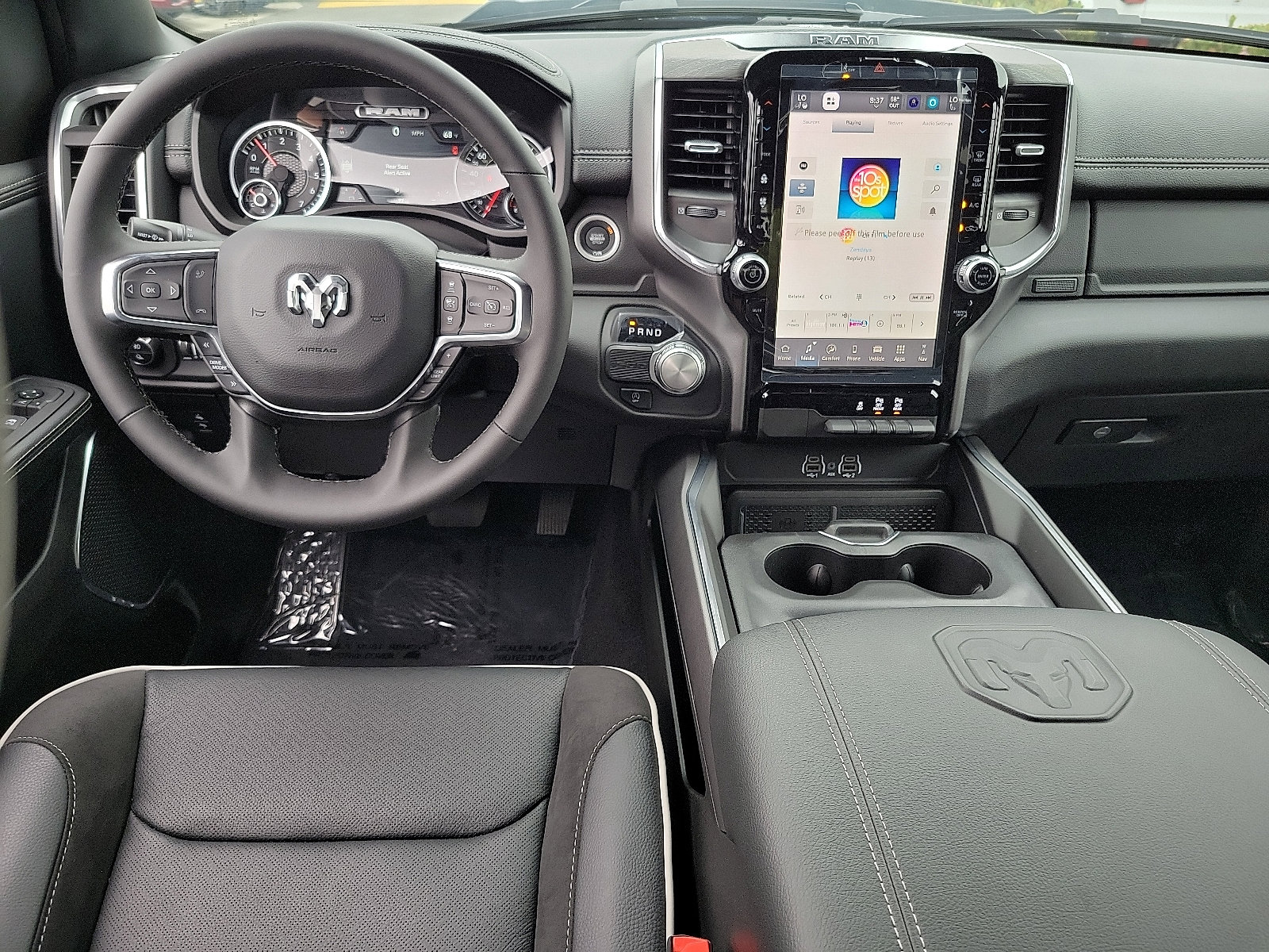 2025 Dodge Ram Laramie photo 4
