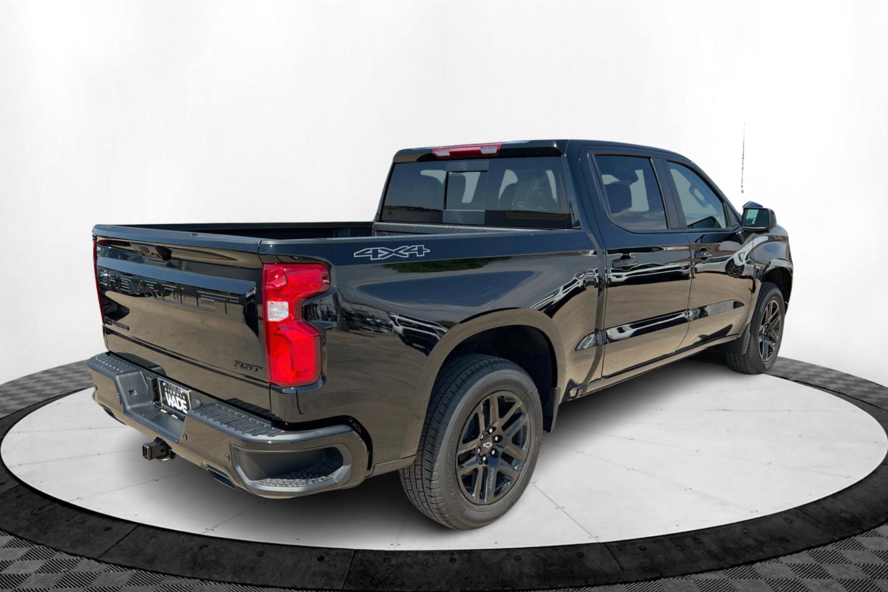 2026 Chevrolet Silverado 1500 RST photo 5