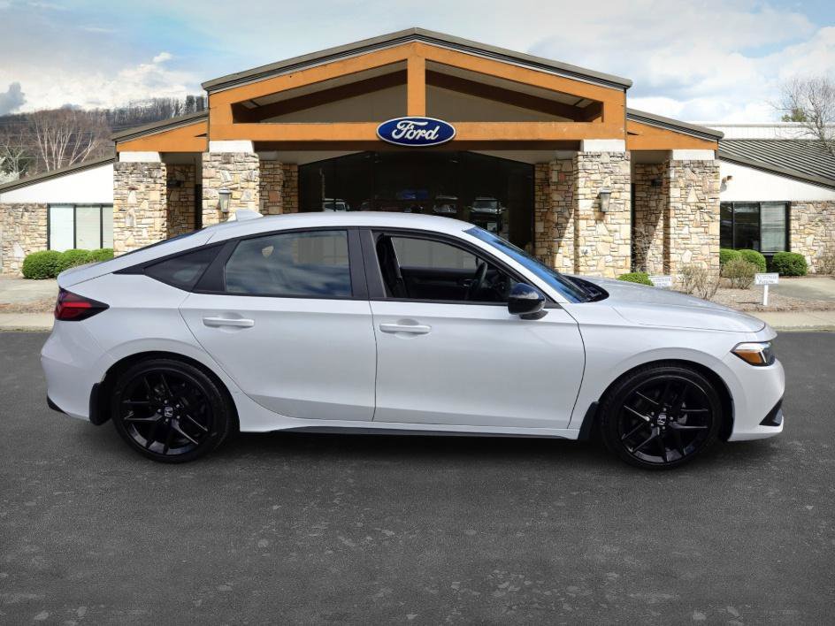 2024 Honda Civic Sport photo 4