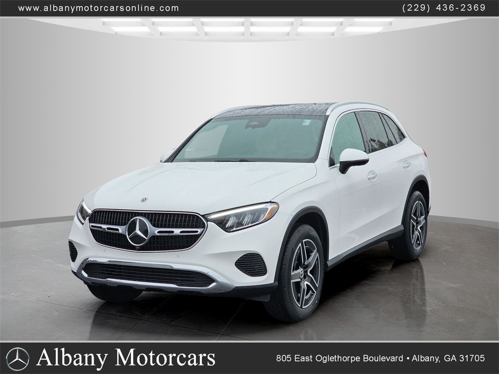 2026 Mercedes-Benz GLC Base's photo