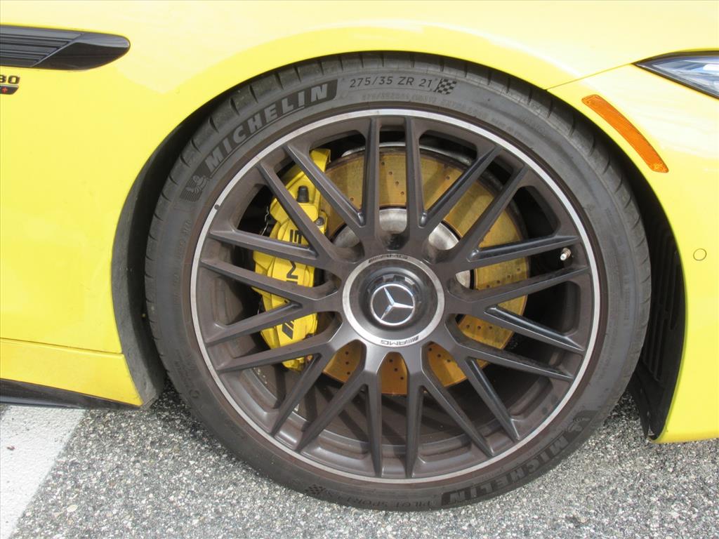 2022 Mercedes Benz SL 63 AMG photo 5